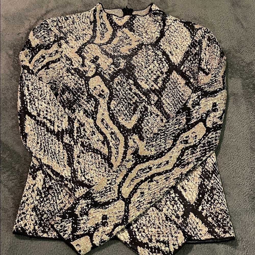 Zara snake print long sleeve sweater new
